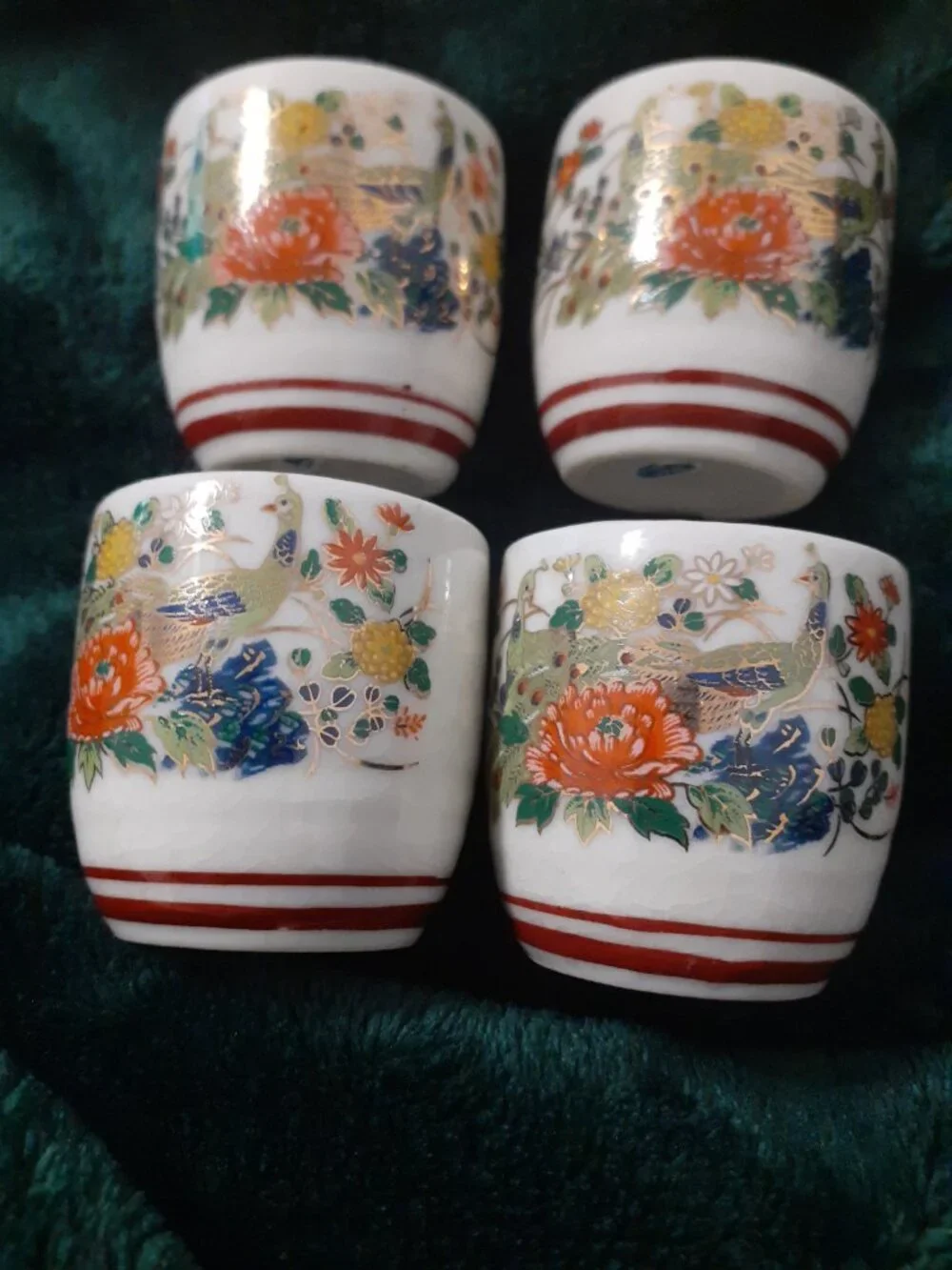 VINTAGE JAPAN HOT SAKE CUP SET OF 4 BEAUTIFUL CONDITION